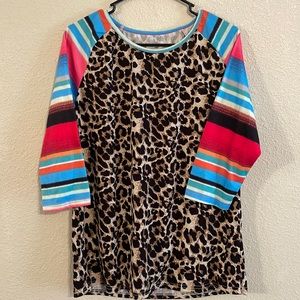 Super cute western style top!